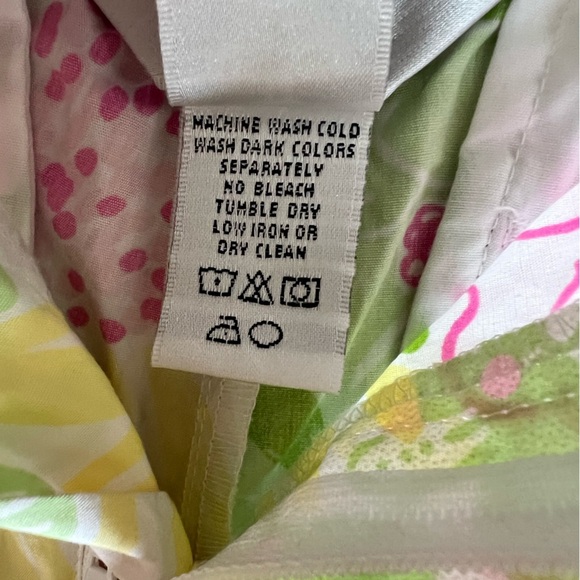 Lilly Pulitzer White Label Girls Pastel Pink/Green Floral Chino Shorts, size 14 - Picture 6 of 8